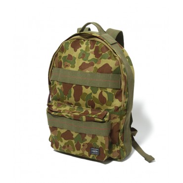 Camouflage Daypack Buzz...